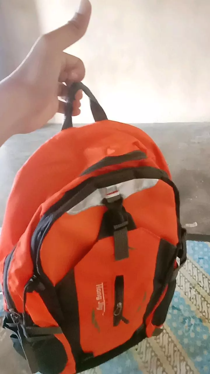 HIGHLAND Tas Ransel Pria Anti Air 36L Outdoor - Foto ulasan pembeli