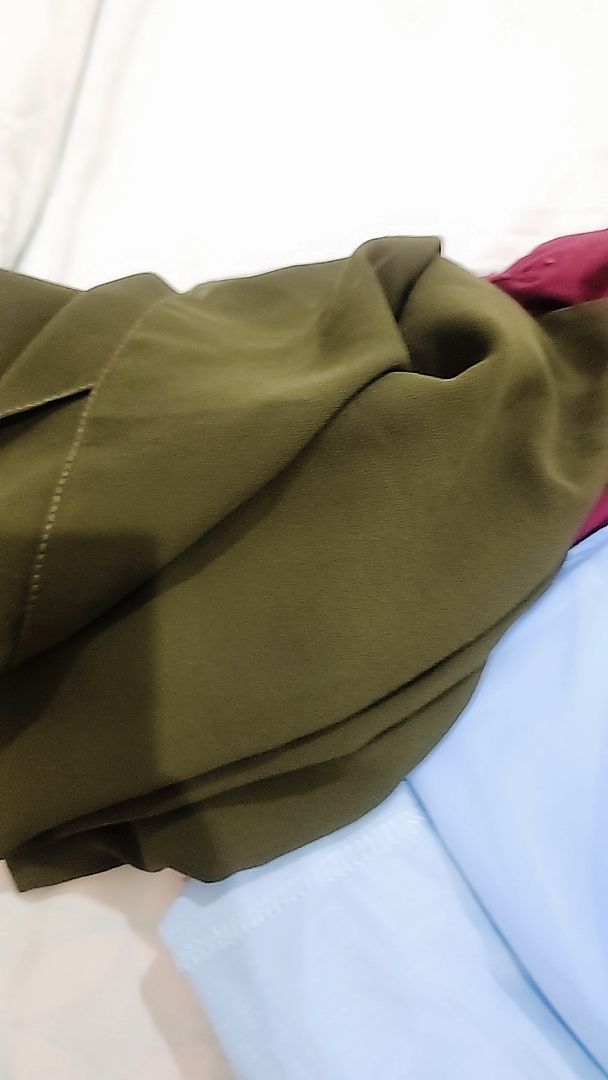 Foto ulasan pembeli d*****y, varian Army, Baby denim, Fresh cream, ...