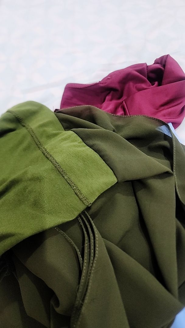 Foto ulasan pembeli d*****y, varian Army, Baby denim, Fresh cream, ...