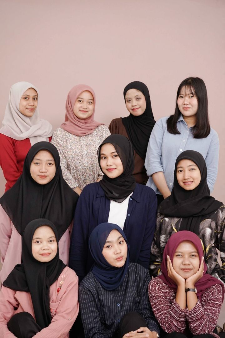 HIJAB/PASMINA CERUTY BEBYDOOL PREMIUM/PASMINA MELEYOT BESSELER/PASMINA VIRAL 180X75 / Pashmina Ceruty babydl Doll Premium - foto 2 dari 10, iinwulandari3p