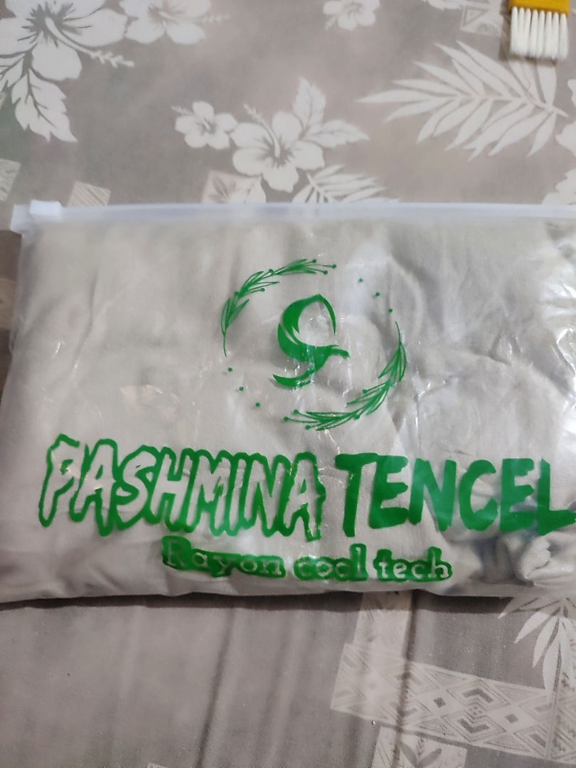 HIJAB"PASMINA KAOS RAYON TENCEL QUALITY PREMIUM (FREE POUCH) - foto 9 dari 10, masyitohahluljannata