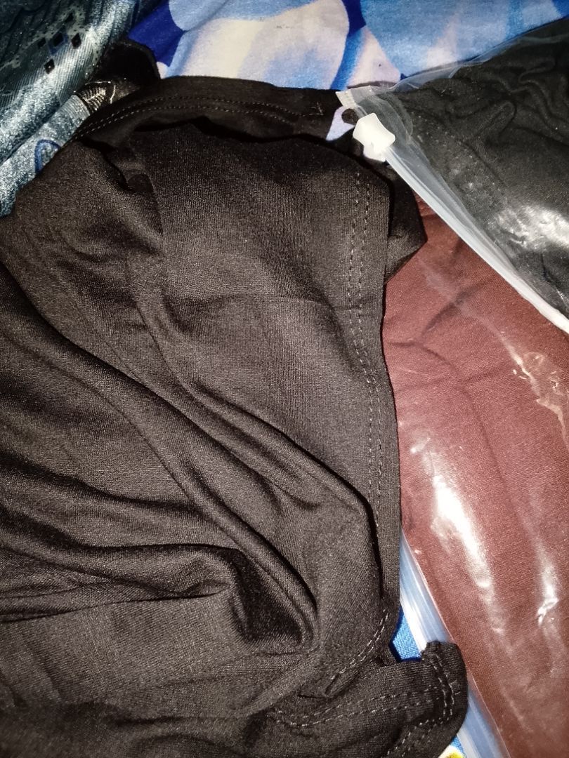 Foto ulasan pembeli n*****9, varian Hitam, Coklat mahogany