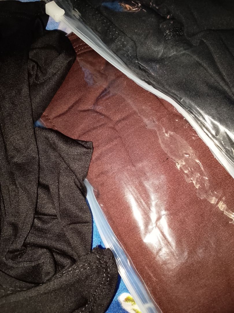 Foto ulasan pembeli n*****9, varian Hitam, Coklat mahogany