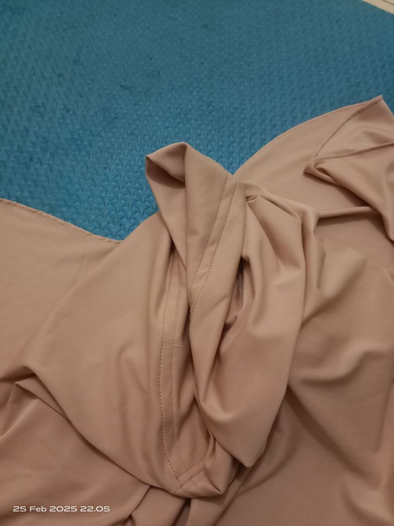 Foto ulasan pembeli miftahulhidayah23, varian cream,L