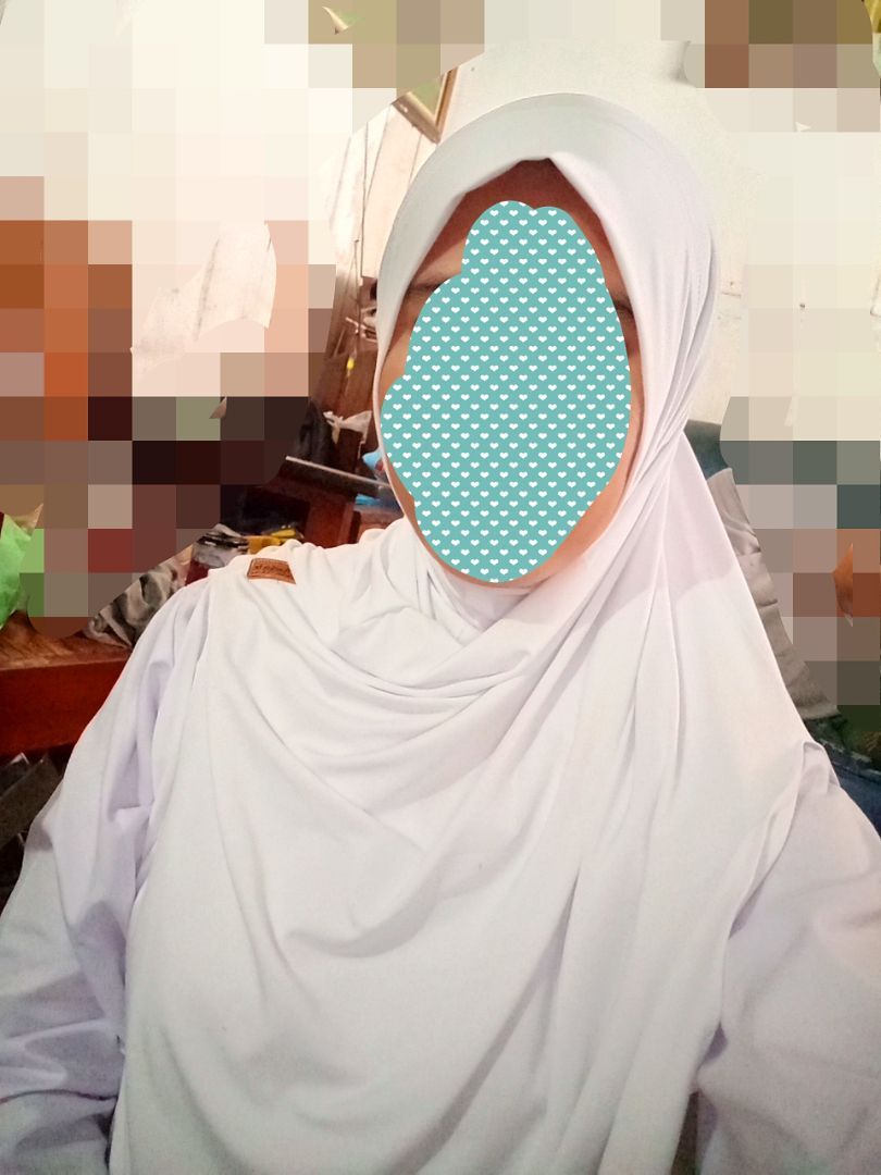 Foto ulasan pembeli ahnafsufqi, varian Putih,L, Hitam,L