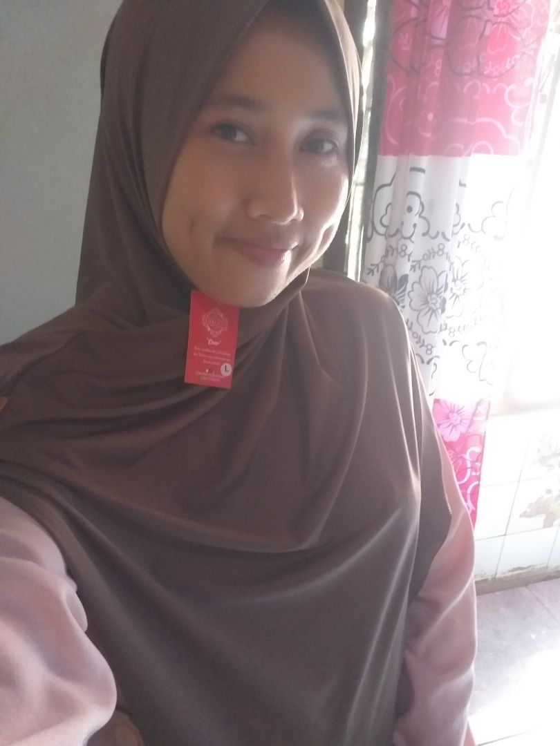 Foto ulasan pembeli a_swastika, varian hazle,L