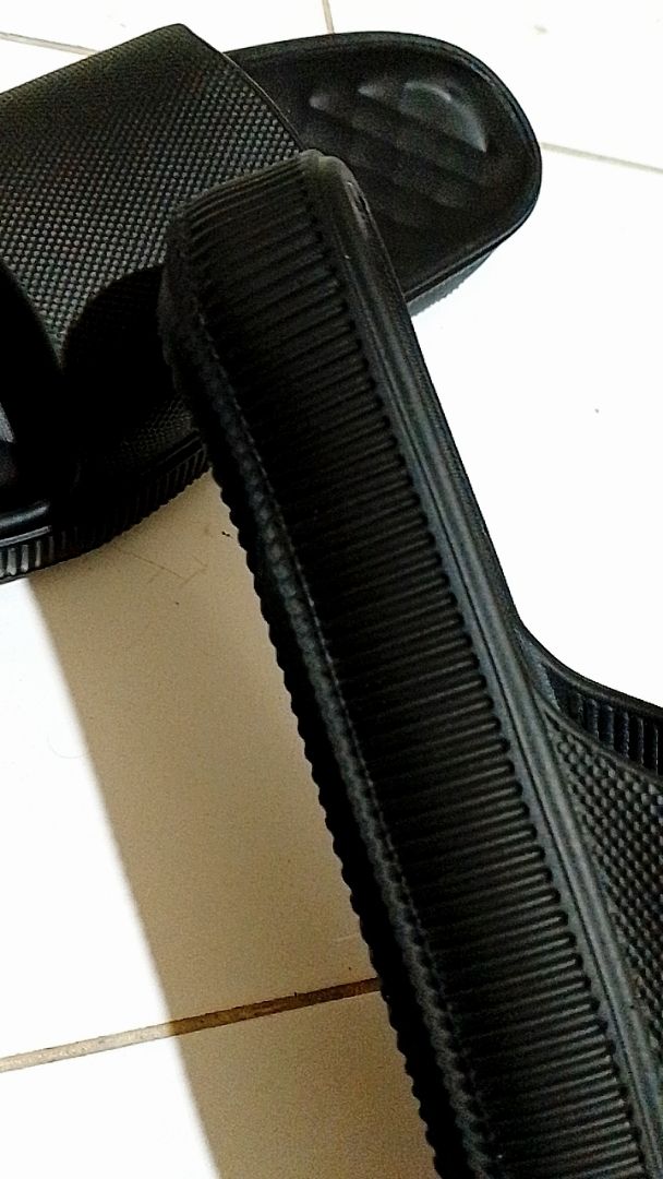 Hilo's - Sandal Selop Pria Polos Empuk Karet EVA - foto 5 dari 10, aditya543