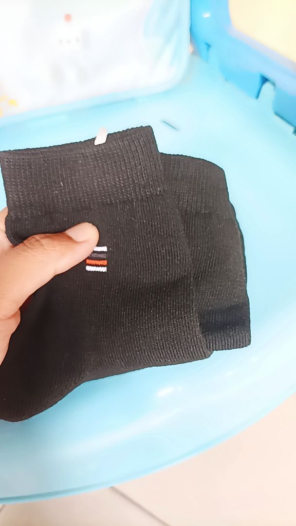 Foto ulasan pembeli r*****i, varian MK Noir Black