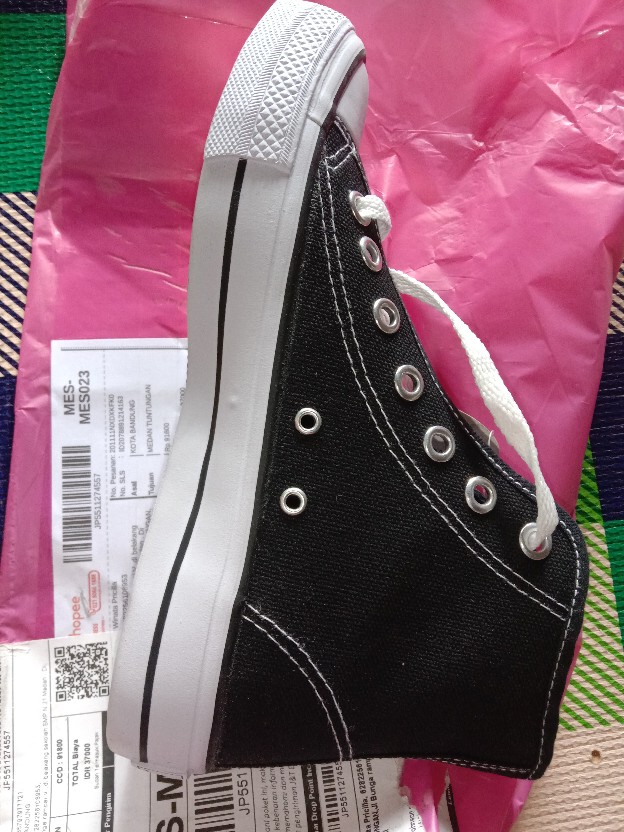 Johnson Basic HighCut (HC) Black White | Sepatu Sekolah Perempuan Laki-Laki Awet 100 Ribuan - foto 9 dari 10, duma.du