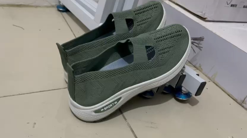 Foto ulasan pembeli kanaya.aluna, varian Green,37