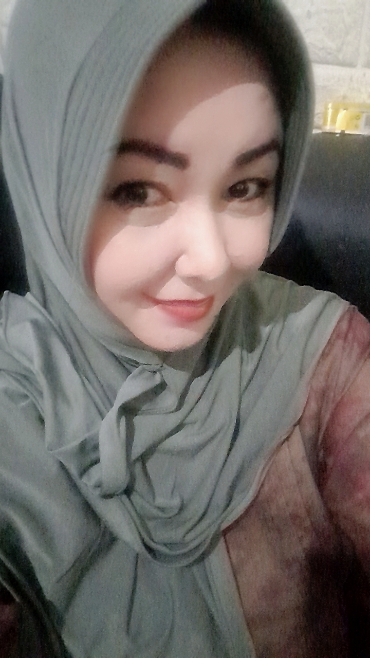 Foto ulasan pembeli g*****a, varian hijau mint, Hijau Army, Abu Tua