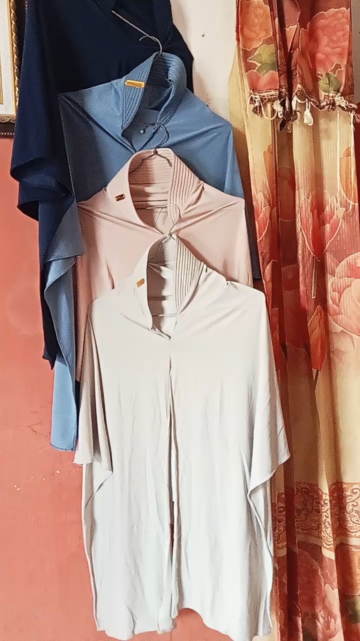 Foto ulasan pembeli alfat707, varian Cokelat Susu, Abu Muda