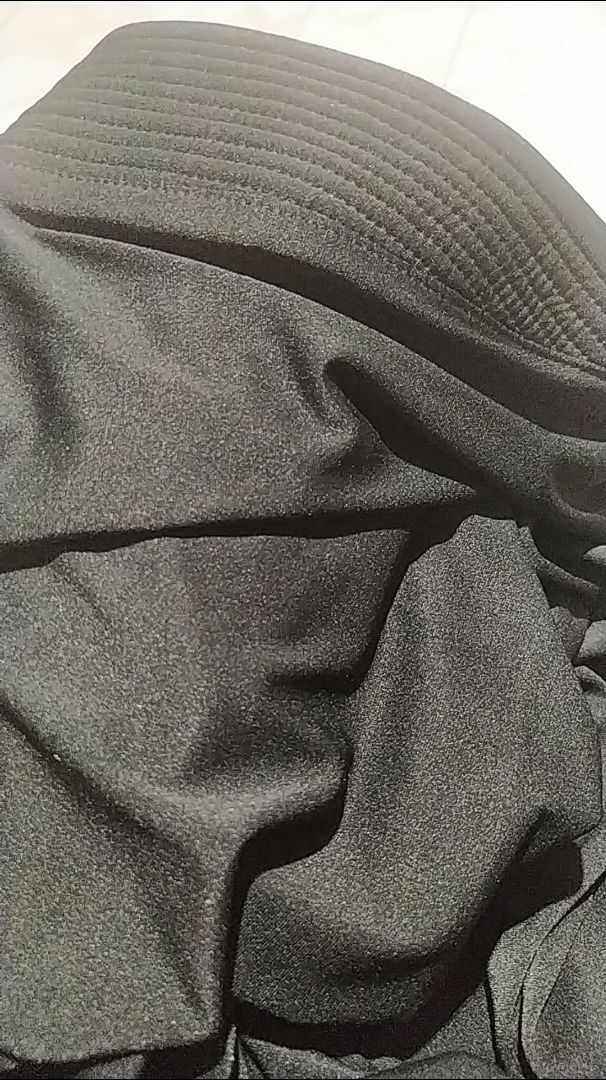 Jilbab Pashmina Dubai Oval Pet Jersey Pasmina Instan Humairah Jersey - Kerudung Wanita Pasmina Jumbo - kerudung langsung pakai - foto 2 dari 10, chiccojulian13