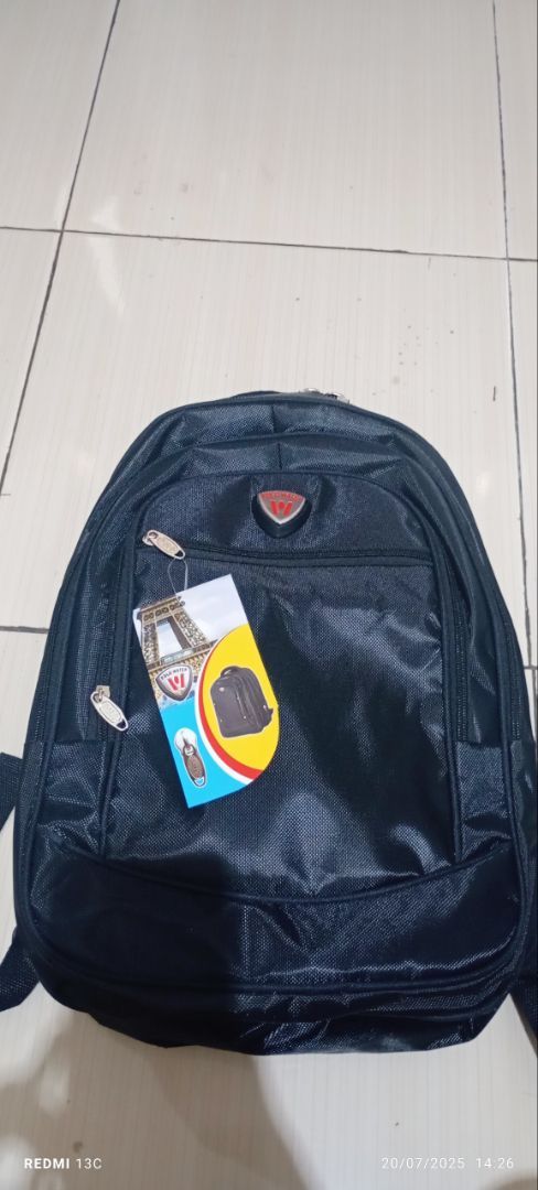 Foto ulasan pembeli dwiayunilestari123, varian HITAM PW