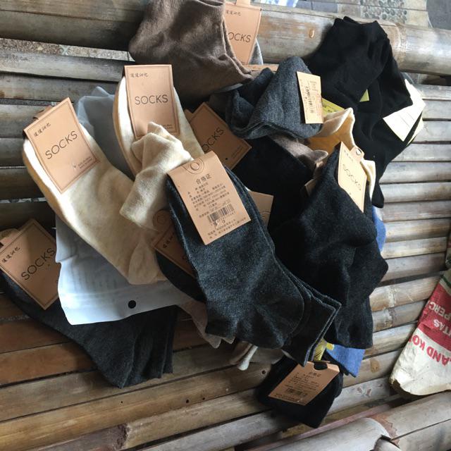 Foto ulasan pembeli adsantoso27, varian K462 Abu Tua, K462 Hitam, K462 Coklat, ...