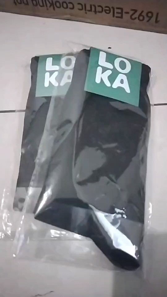 LOKA Kaos Kaki Panjang Unisex Katun Spandex - Foto ulasan pembeli