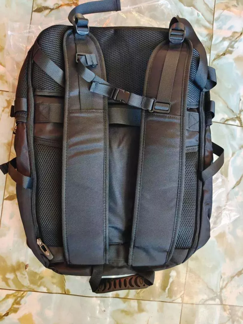 LEXY Tas Ransel Traveling Multifungsi Pria Luar Ruangan Tahan Air Tas Gunung 50-80Liter - Foto ulasan pembeli