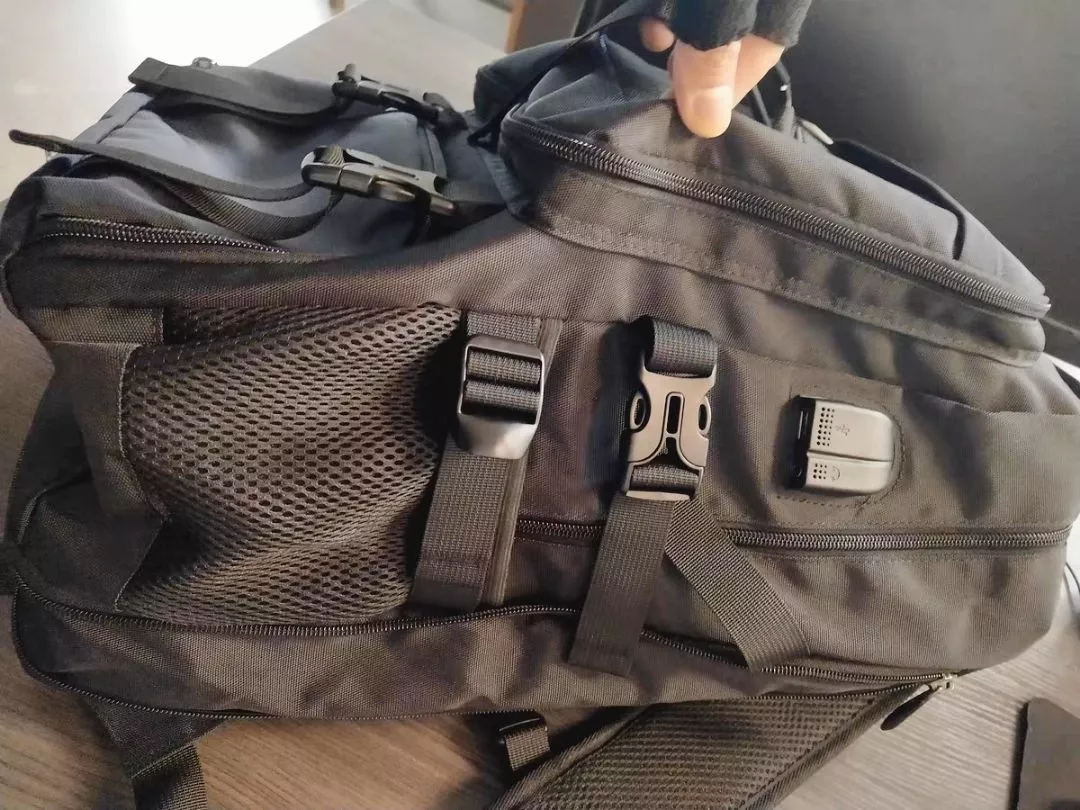 LEXY Tas Ransel Traveling Multifungsi Pria Luar Ruangan Tahan Air Tas Gunung 50-80Liter - Foto ulasan pembeli