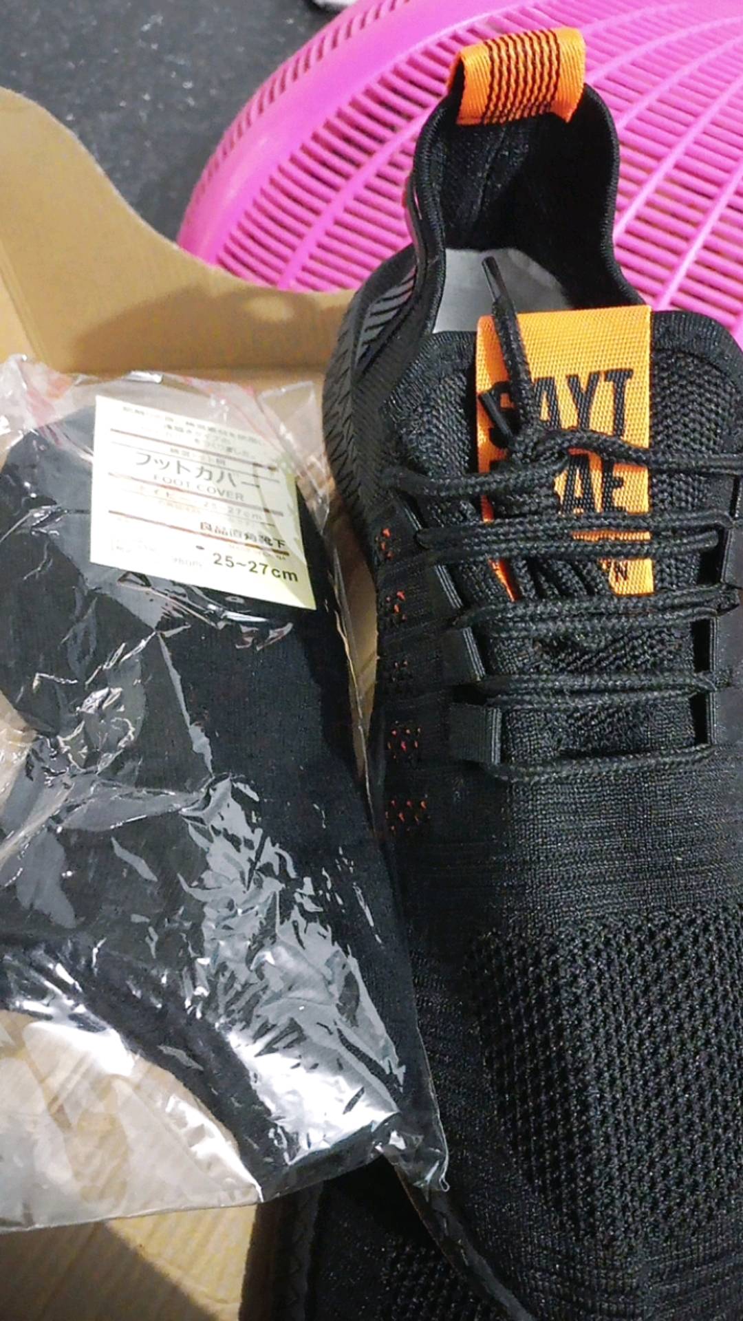 Leedoo Sepatu Sneakers Pria Original Casual Sneaker Running Sport Shoes Sepatu Pria Kekinian MR112 - Foto ulasan pembeli