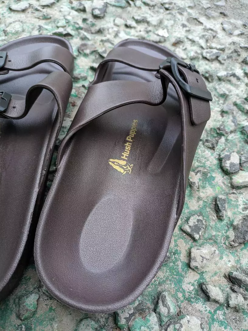 LIMITLESS Sandal Slop Pria Terbaru Sandal Cowok Slip On Strap 2 Kasual Outdoor Kekinian - Size 40-45 - Foto ulasan pembeli