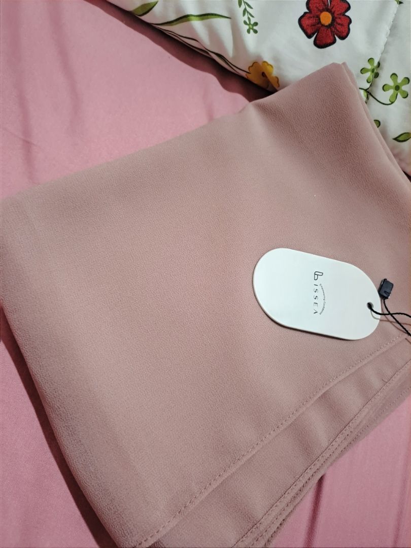 Lissea Pashmina Chiffon Ceruty Adem Flowy - foto 8 dari 10, Hijab by Lissea