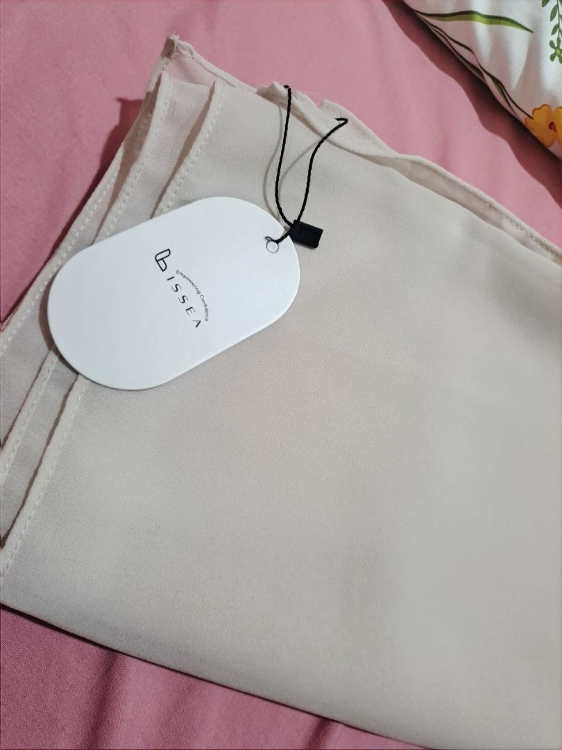 Foto ulasan pembeli r*****6, varian Blush,Basic (180x75), Ivory,Basic (180x75)