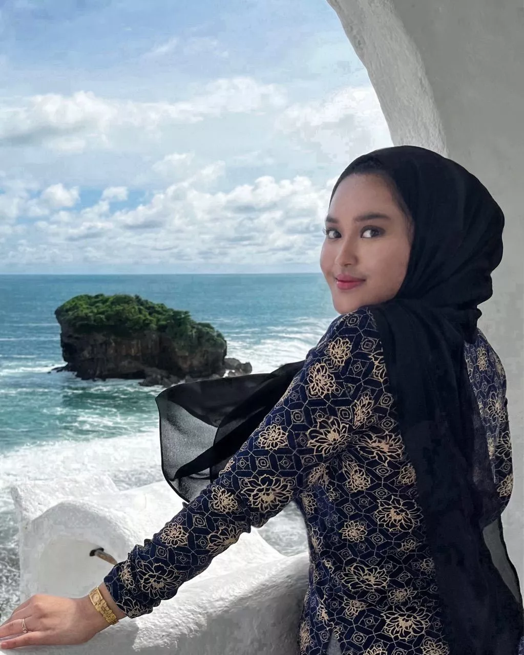 Foto ulasan pembeli n*****e, varian Black,Oval (180x75)