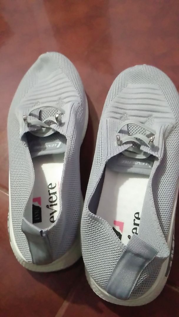 Foto ulasan pembeli t*****_, varian ABU,39
