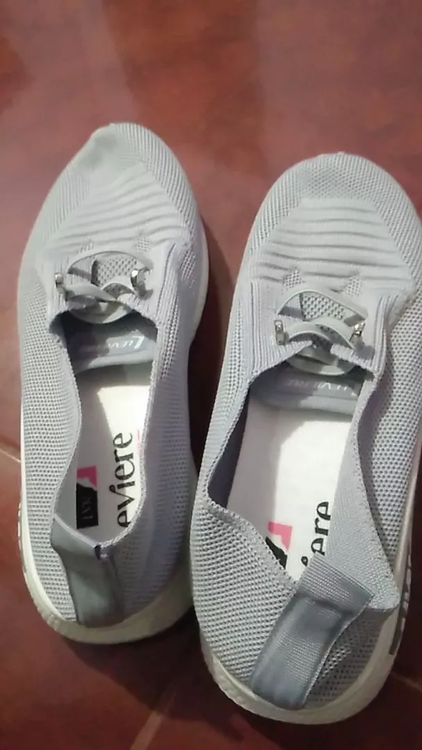 Foto ulasan pembeli t*****_, varian ABU,39