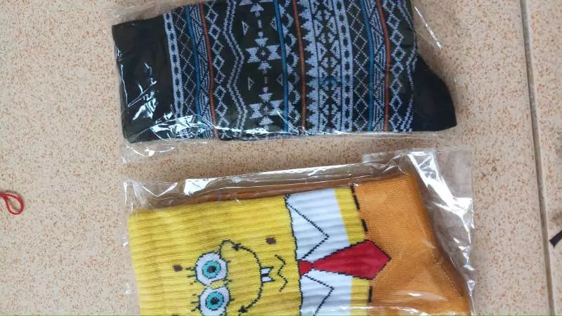 MOHAKI - Kaos Kaki Tribal Hitam Series Panjang Sebetis Dewasa - Foto ulasan pembeli