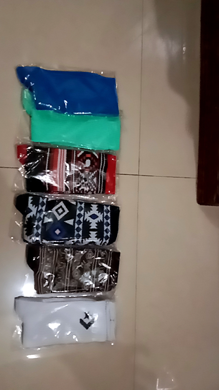 MOHAKI - Kaos Kaki Tribal Obsidian Series Panjang Sebetis Dewasa - foto 7 dari 10, rifkiferuzi