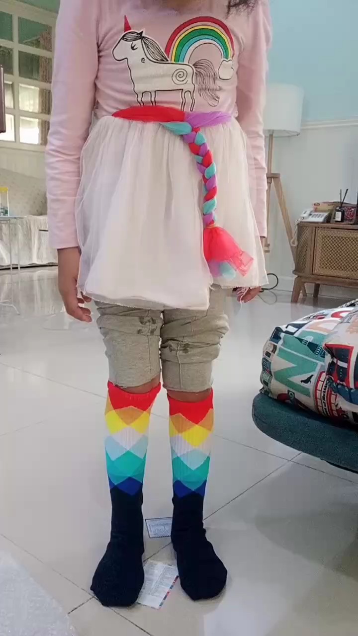 MOHAKI - Kaos Kaki Tribal Multi Color Series Panjang Sebetis Dewasa - Foto ulasan pembeli