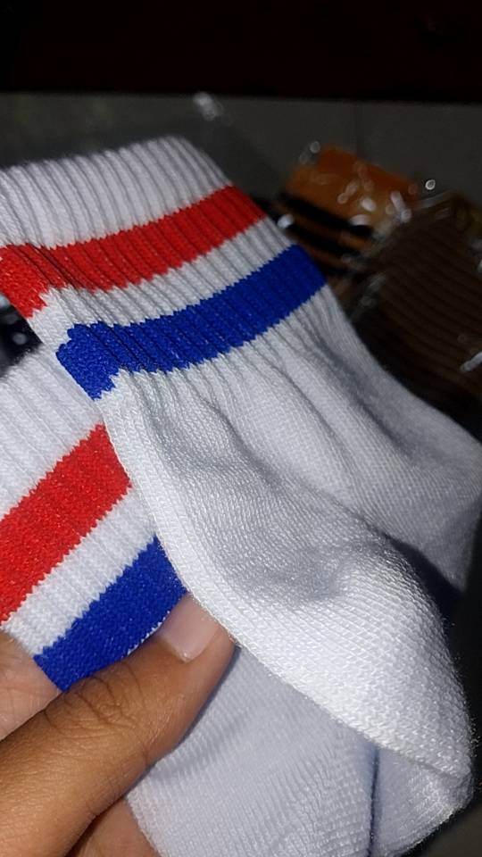 MOHAKI - Kaos Kaki Strip 3 Series Panjang Sebetis Dewasa - Foto ulasan pembeli