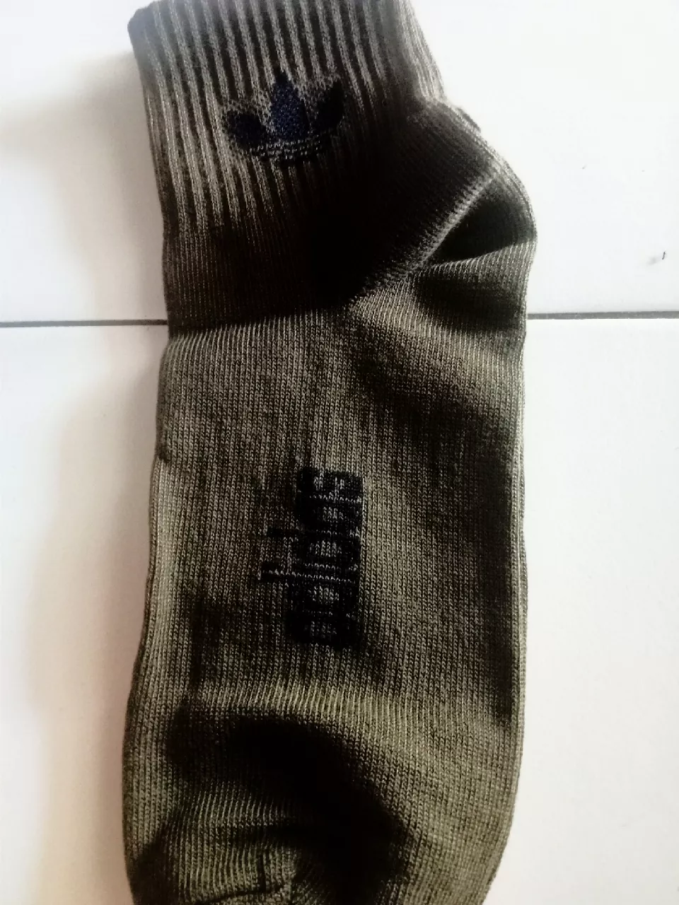 MOHAKI - Kaos Kaki Strip Series Pendek Dewasa - Foto ulasan pembeli
