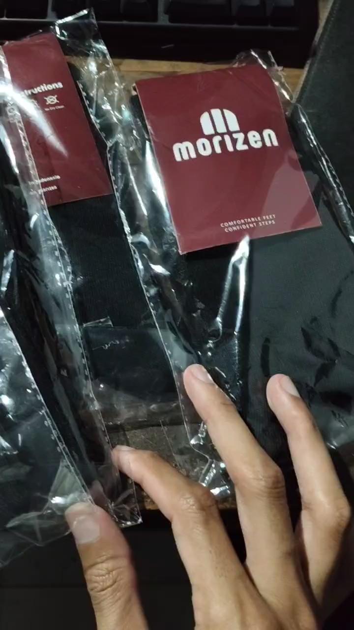Foto ulasan pembeli miftakhusshindung, varian Harajuku Basic Black