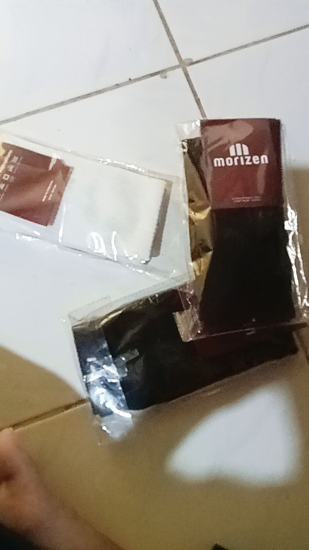 Foto ulasan pembeli wiways16, varian Hitam Polos, Putih Polos