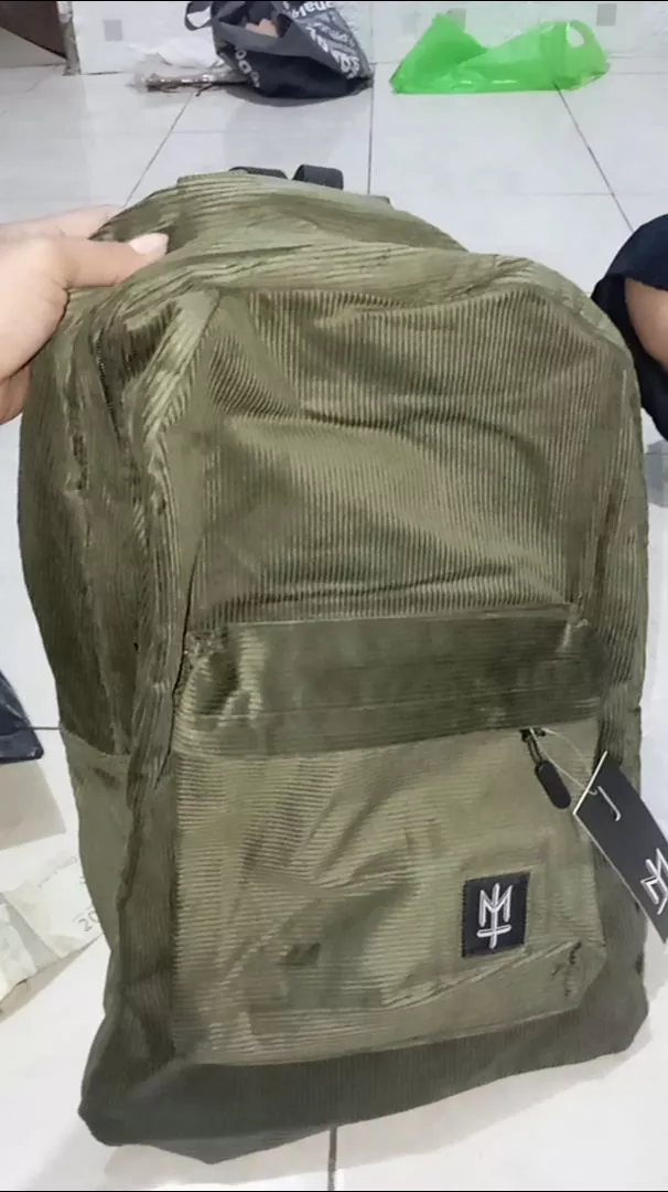 MATERNAL DISASTER - BackPack Tas Ransel Laptop Corduroy Pria Wanita Army best Seler - Foto ulasan pembeli