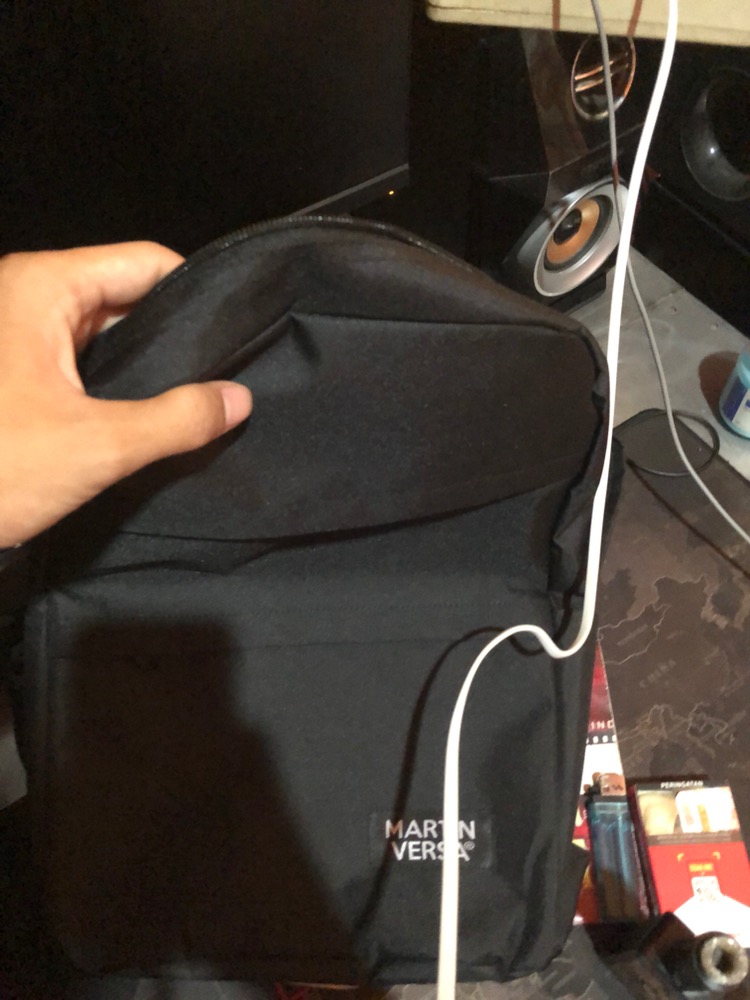 Foto ulasan pembeli alfianpringadi, varian HITAM