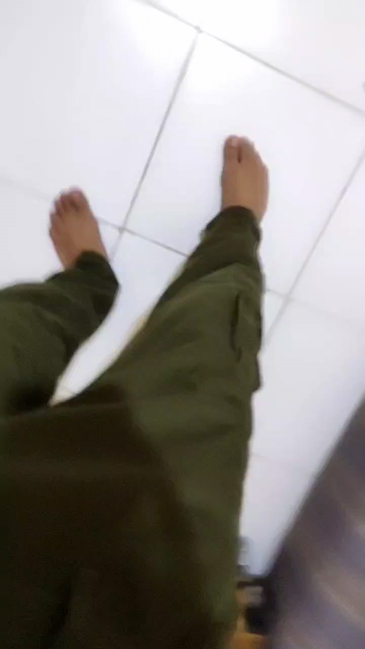 Foto ulasan pembeli a*****1, varian ARMY,35/36