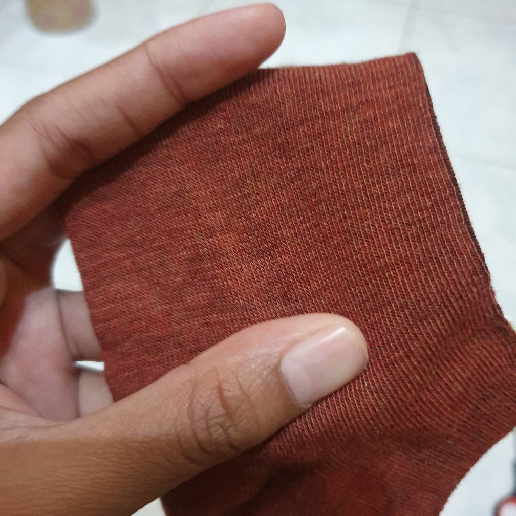 Foto ulasan pembeli f*****b, varian PENDEK - BATA, PENDEK - HIJAU