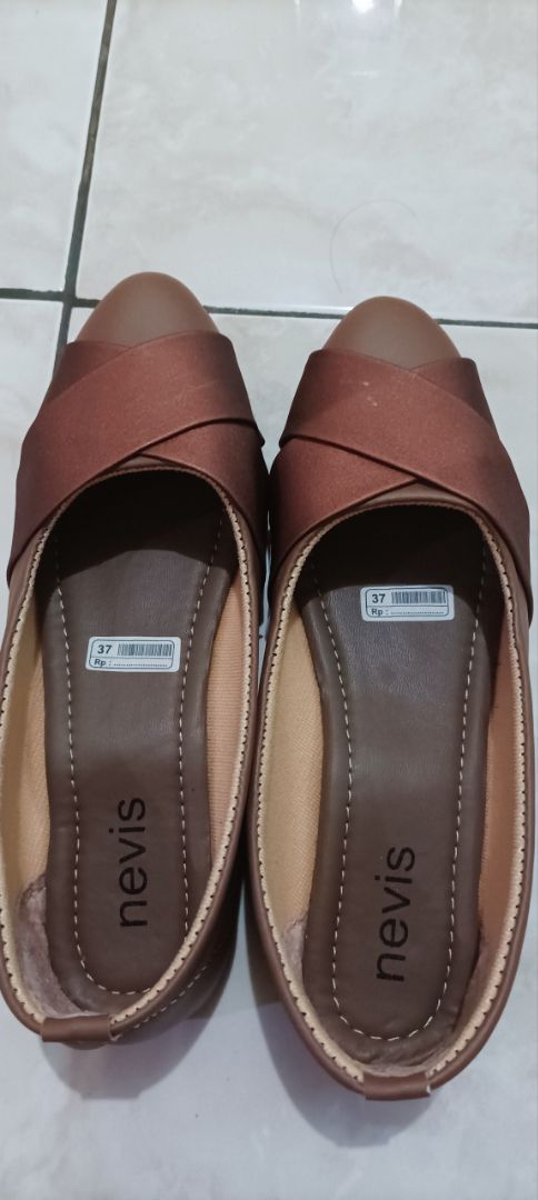 Foto ulasan pembeli yunitadwi1818, varian ELSA - COKELAT TUA,37