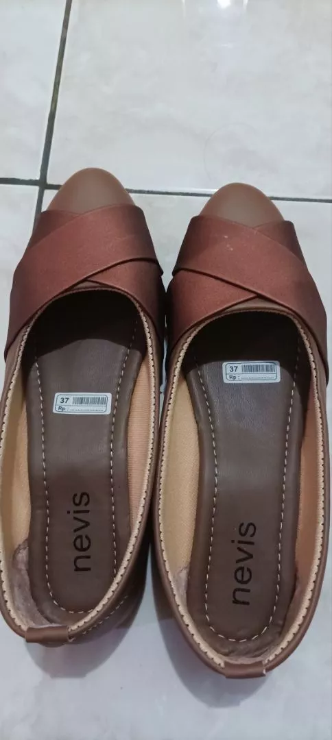 Foto ulasan pembeli yunitadwi1818, varian ELSA - COKELAT TUA,37