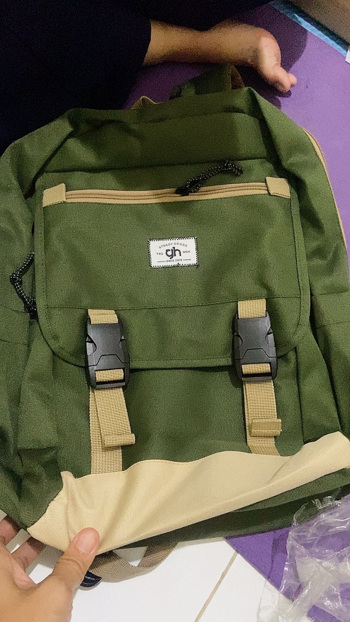 Foto ulasan pembeli putri_una18, varian Army