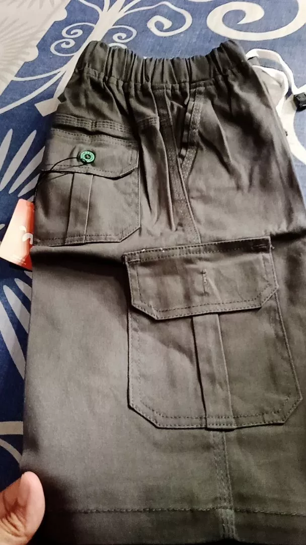 Foto ulasan pembeli marnidaryati, varian Abu Tua,XXL 7-8 tahun, Hitam,XXL 7-8 tahun
