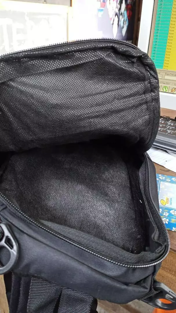 Nipsu Sling Bag Pria Tas Selempang Bahu Pria Multifungsi Casual Stylish - Foto ulasan pembeli