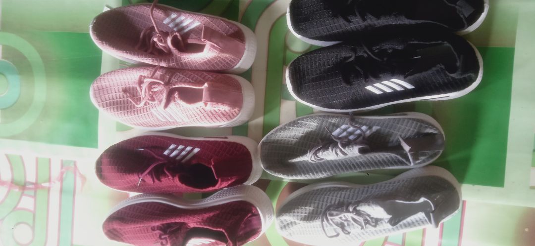 NW054 Sepatu Wanita Size 36-42 Sepatu Sneakers Casual Strip Import - foto 9 dari 10, ahuangphan