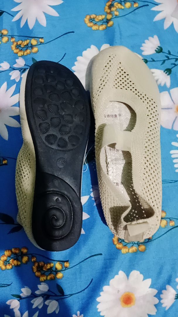 NW076 Sepatu Slip On Wanita Simple dengan Design Elegant - foto 5 dari 10, megaradiyatao