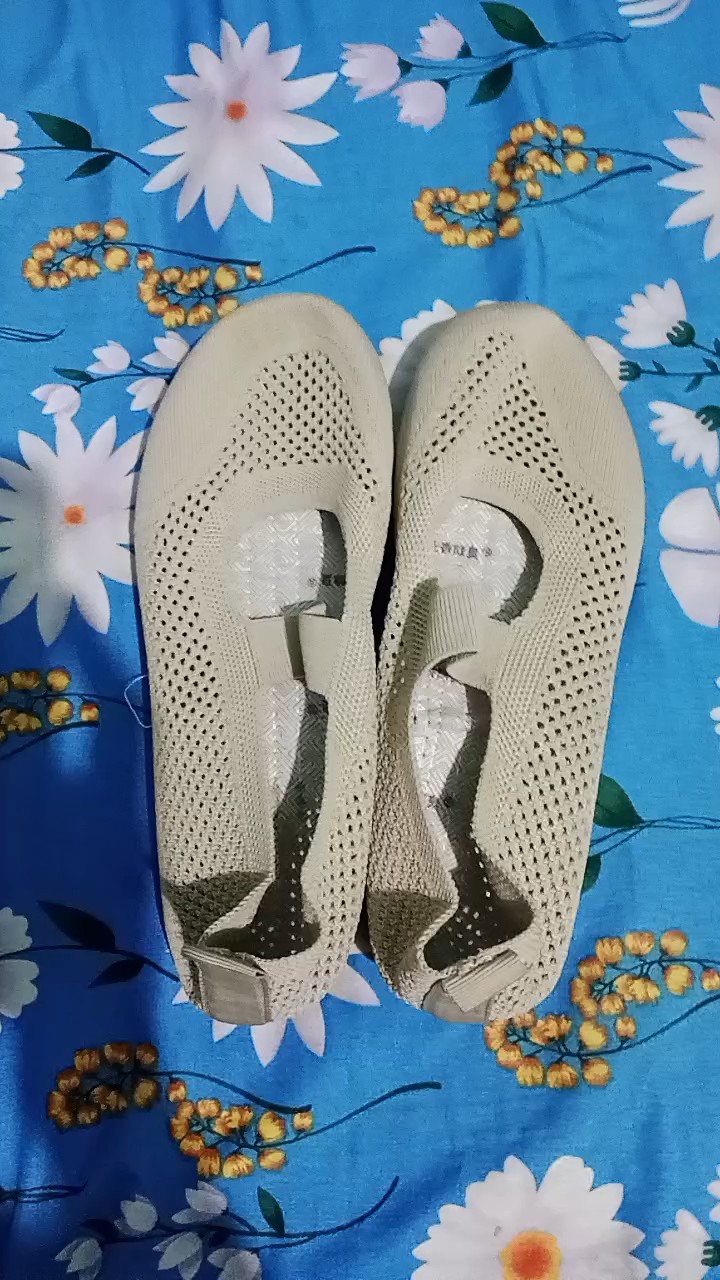 Foto ulasan pembeli zahroummumaulidah, varian Cream,38