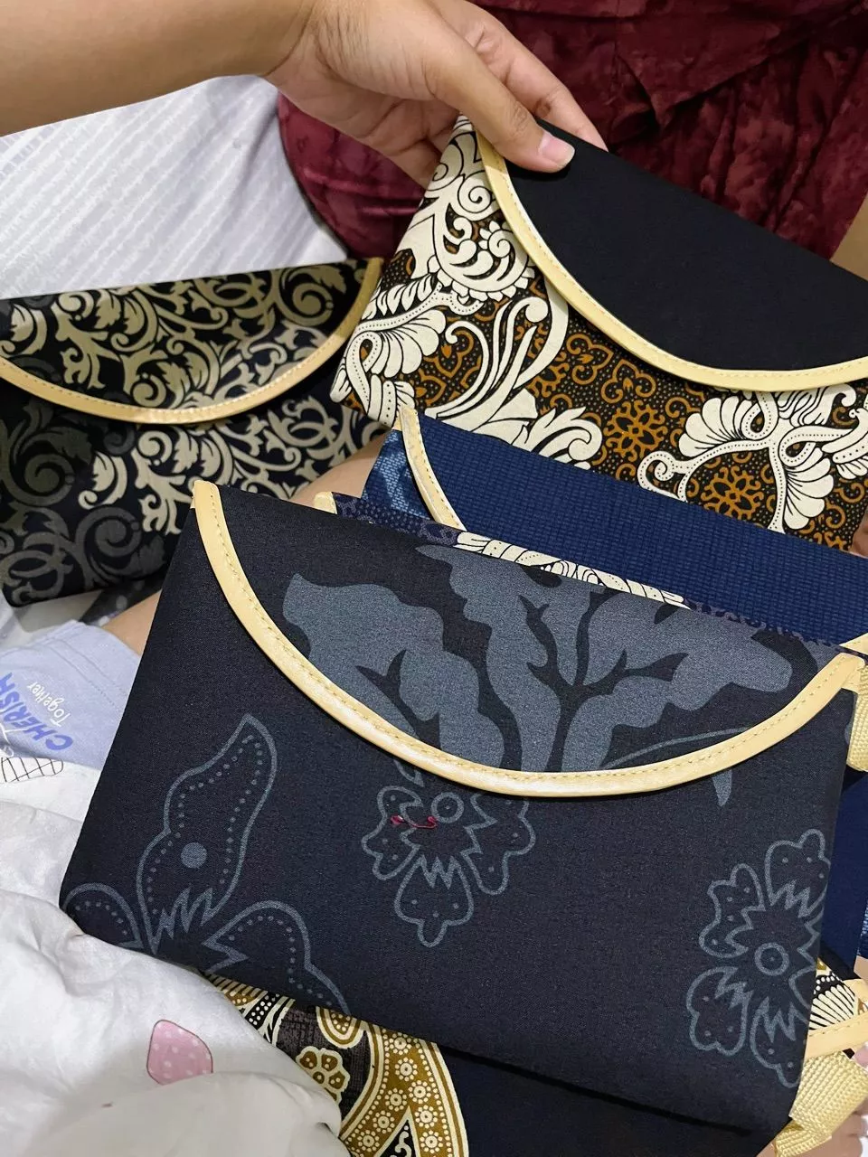 SOUVENIR DOMPET BATIK,DOMPET TUTUP MAGNET,DOMPET BATIK - Foto ulasan pembeli