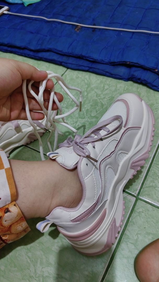SOVELLA Marsha Sepatu Wanita Sneakers Olahraga - foto 3 dari 10, rezi_sara